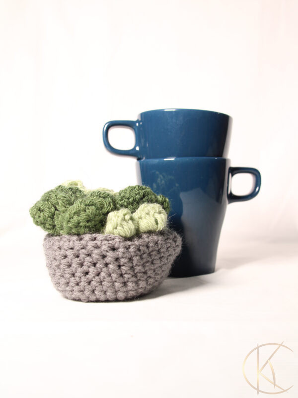 Crochet Succulent Plant Pot Coaster Set 1 - Image 2
