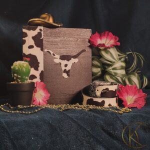 Wooden Photo album with Cow print accessoires