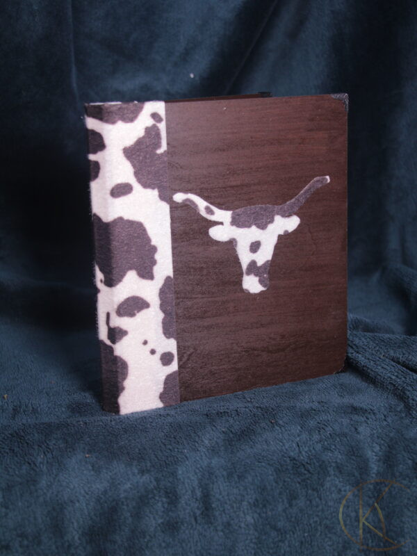 Wooden Photo album with Cow print accessoires - Image 2